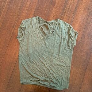 Express Forest Green Tshirt Size small